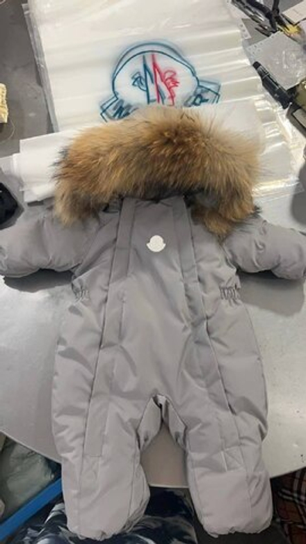 Комбинезон Moncler для самых маленьких