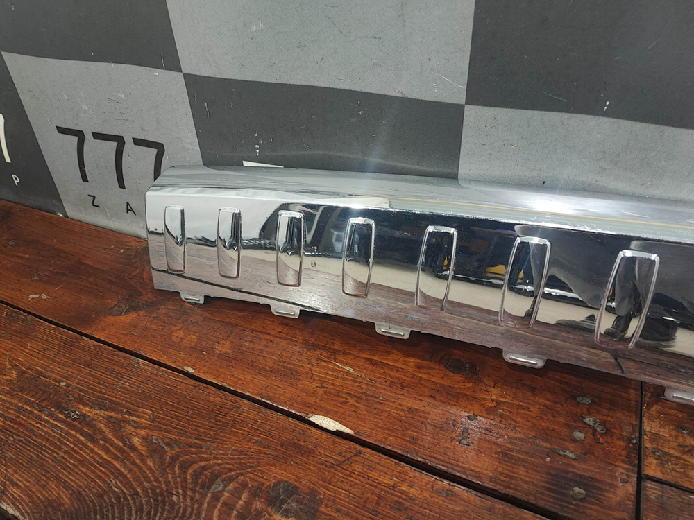 Накладка заднего бампера Mercedes GL (X166) 12-16 Б/У Оригинал A1668840190