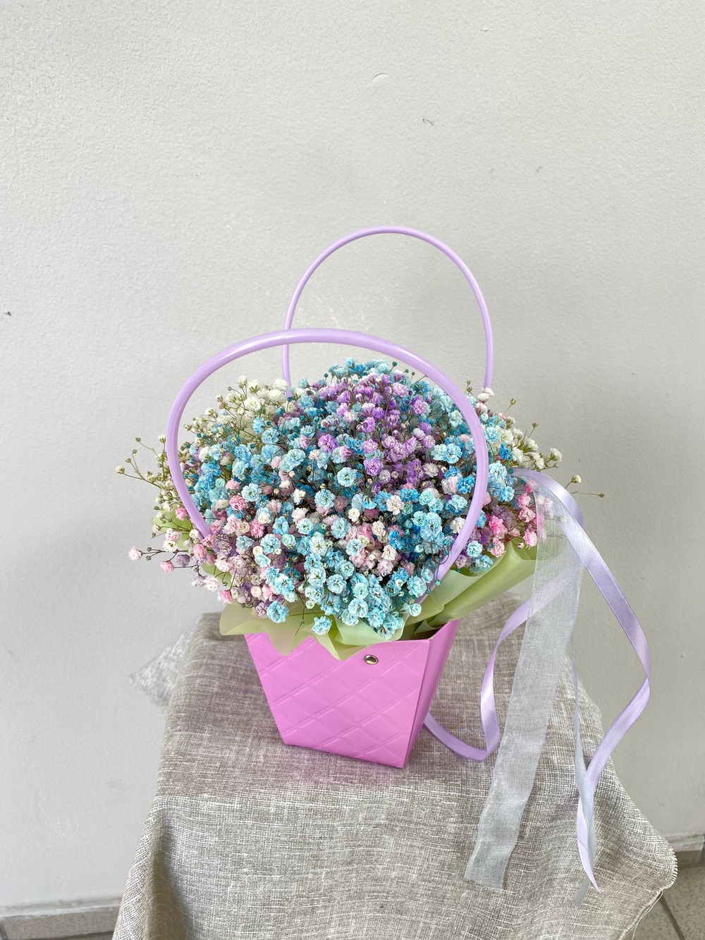 Сумочка с гипсофилой. Хит продаж .