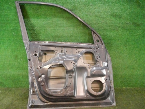 Дверь передняя левая Suzuki Grand Vitara (12-16)