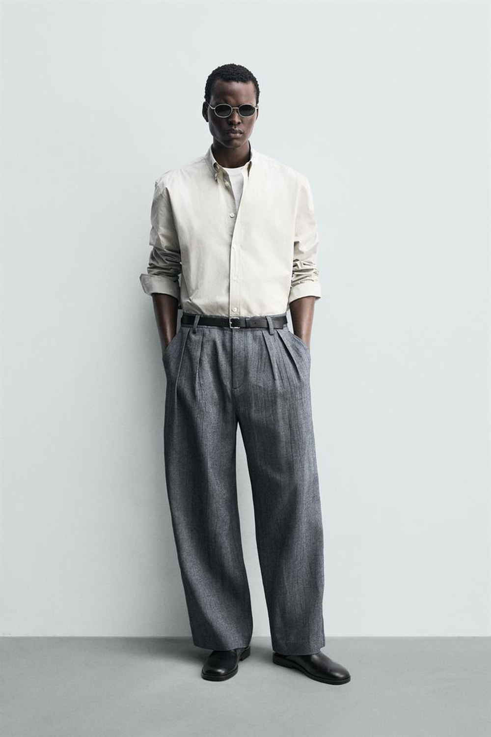 ZARA БРЮКИ RELAXED FIT СО СКЛАДКАМИ, СИНИЙ