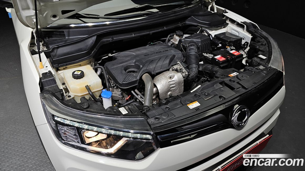 KG Mobility (Ssangyong) Very New Tivoli Дизель 1.6 2WD (06.2020)