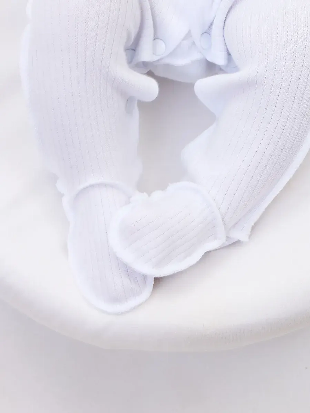 Комбинезон на выписку для новорожденного