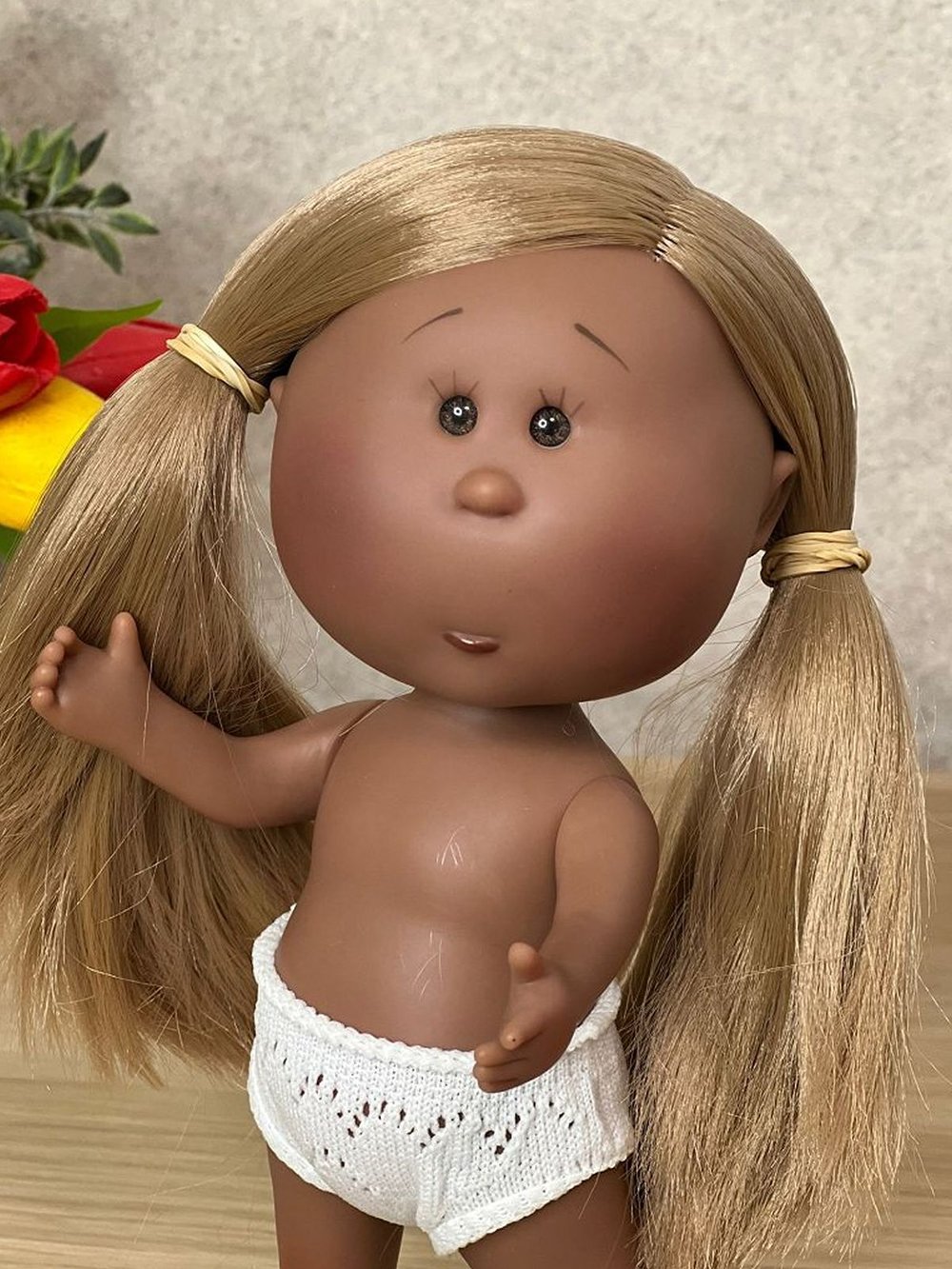 Кукла Nines виниловая 23см Little Mia без одежды (3199WN3)