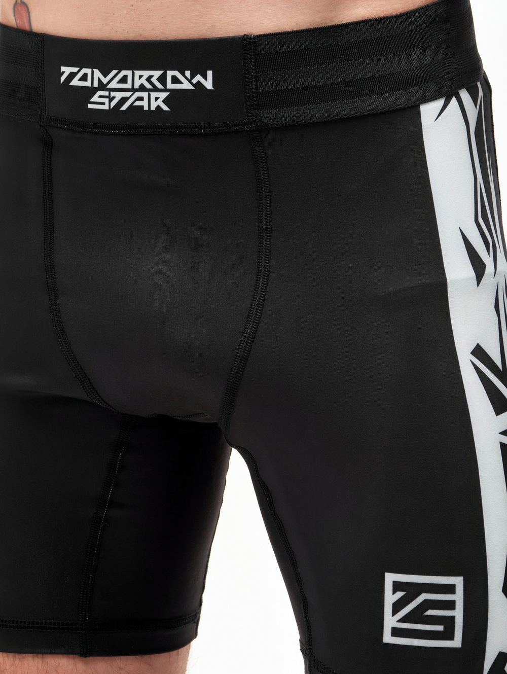 Шорты компрессионные Tomorrow Star X Hero