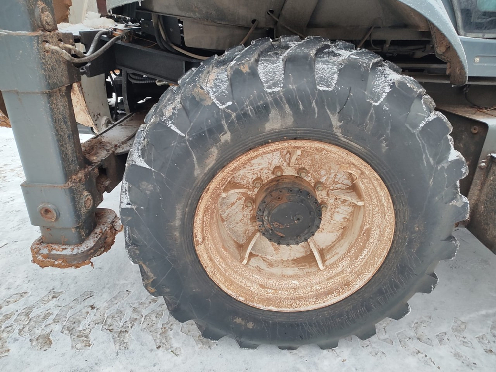 Borus BR-825 Экскаватор-погрузчик BR-825 (Дизельный, 4,8 л, 102 л.с., АТ)