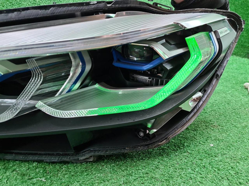Битая Фара левая BMW 8er G14 G15 G16 (18-22) Laser