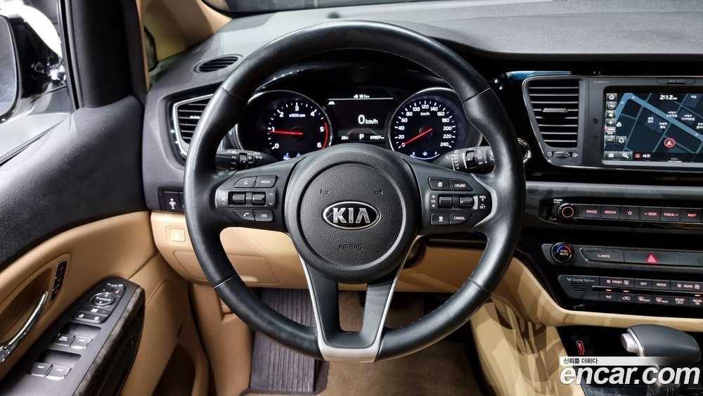 Kia The New Carnival (Sedona) 9-и местный High Limousine (03.2020)