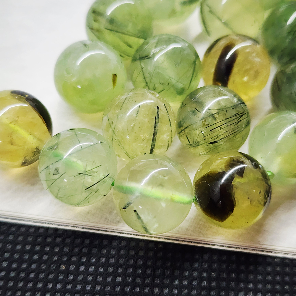 Пренит природный, бусины 12мм, штучно