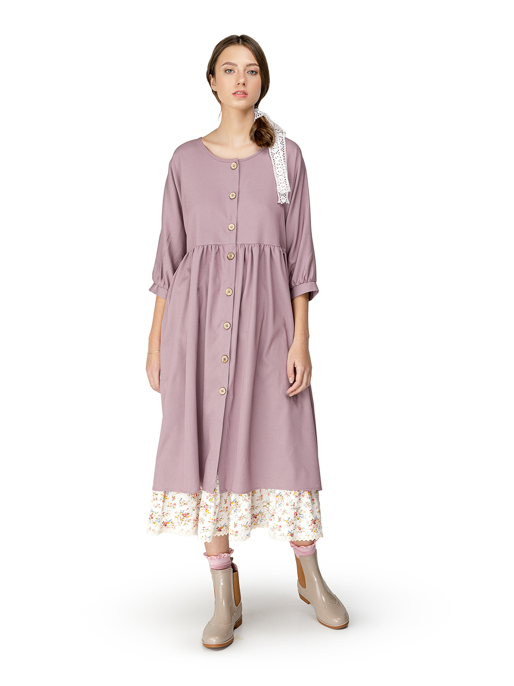 Платье "Нея" свободного кроя на деревянных пуговицах в светло-лиловом цвете