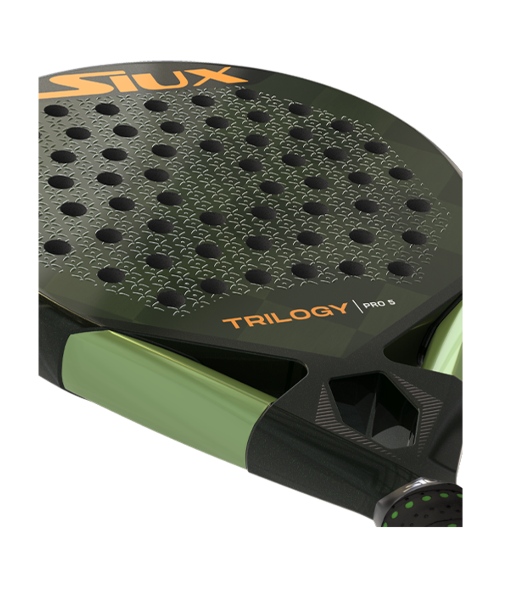 Ракетка Siux Trilogy Pro 5 2025 — модель Patty Llaguno с отличным балансом и комфортом