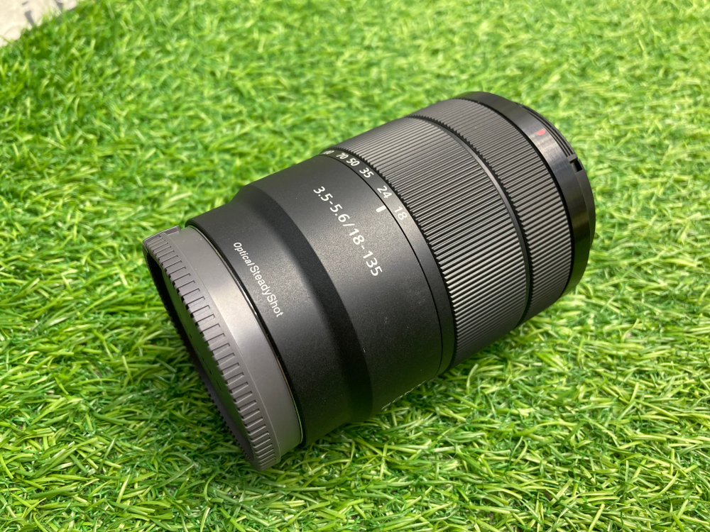 Sony E 18-135mm F3.5-5.6 OSS (SEL18135)