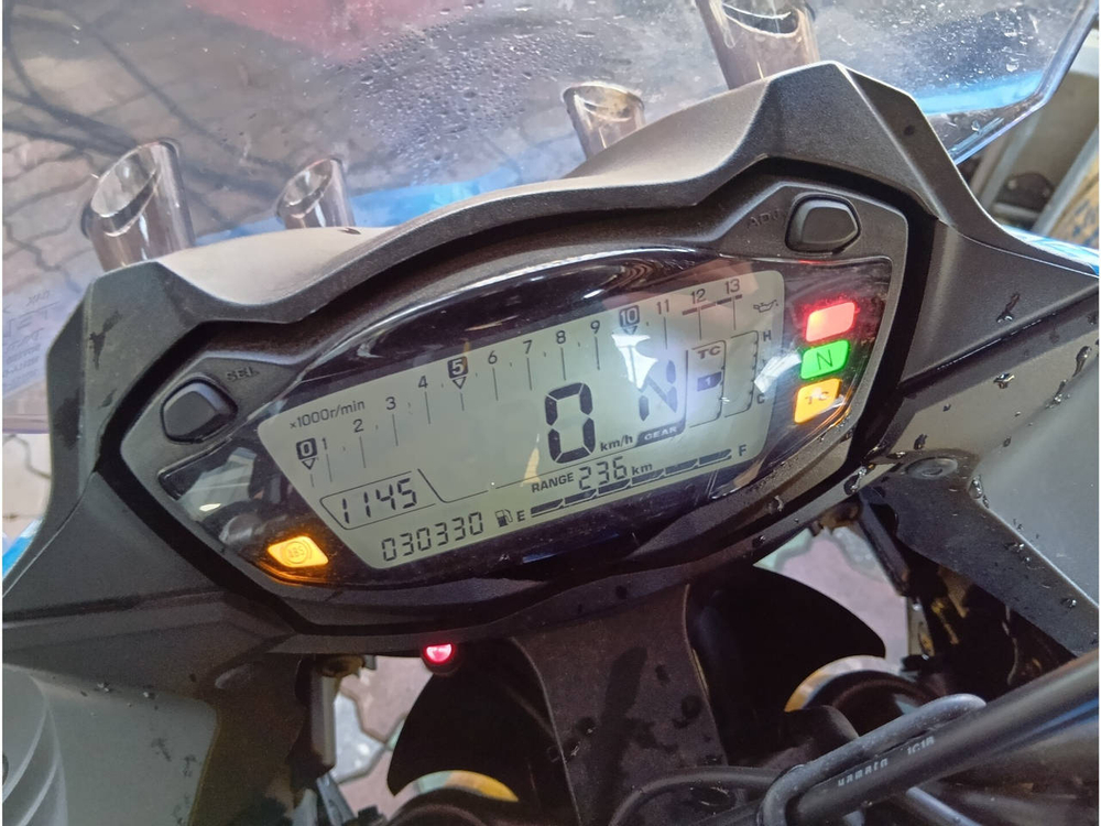 Suzuki GSX-S1000F 054721