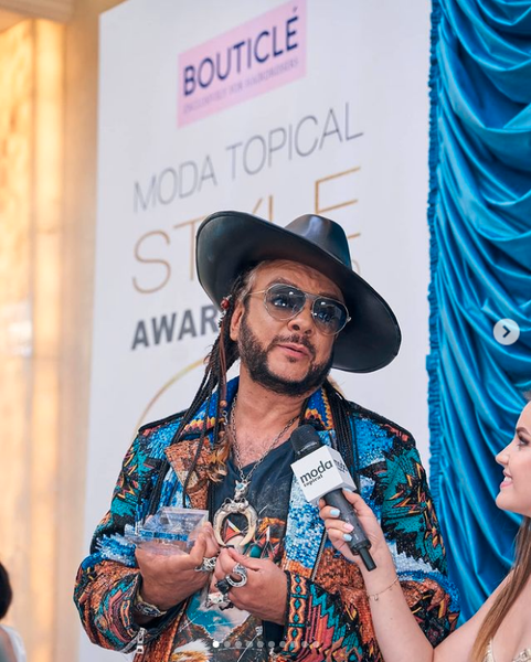 Журнал Moda topical провел ежегодную звездную премию Topical Style Awards 2020.