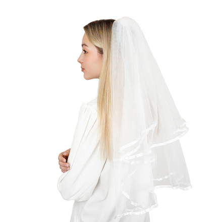 Фата с гребнем в белом цвете, 75 см