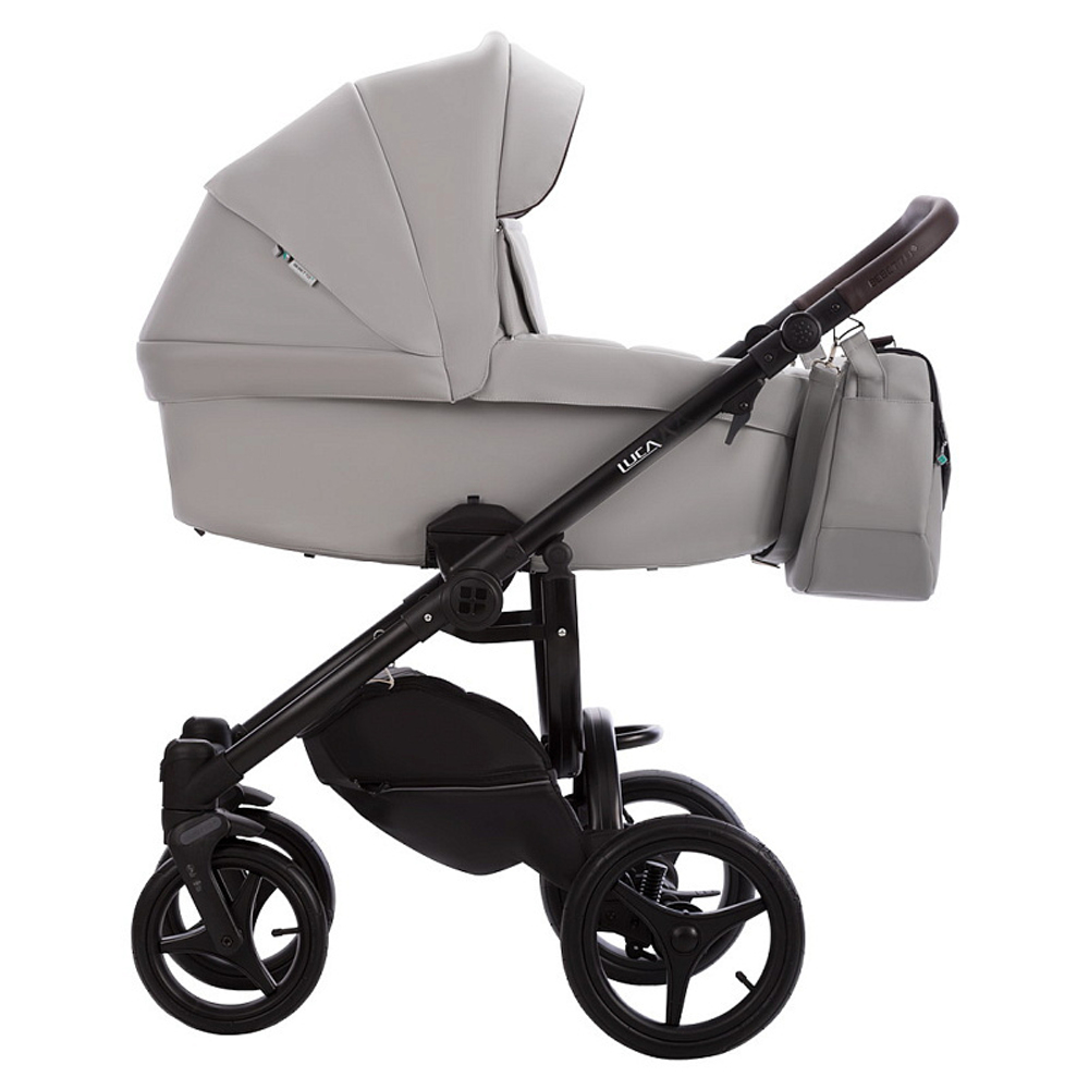 Детская коляска Bebetto Luca Pro 3 в 1 с автокреслом Avionaut Cosmo 34 св.серая кожа