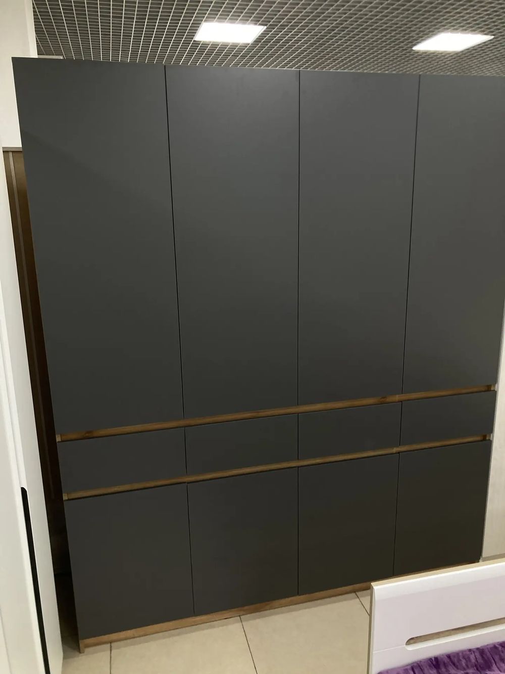 Шкаф 4-х створчатый Багира ШК-13 крафт/графит