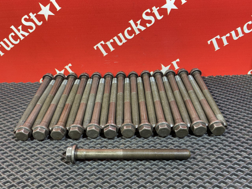 Комплект болтов ГБЦ 2018г