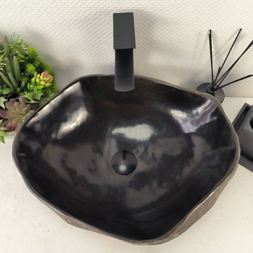 Раковина из речного камня RS-65070 49*39*15 0861