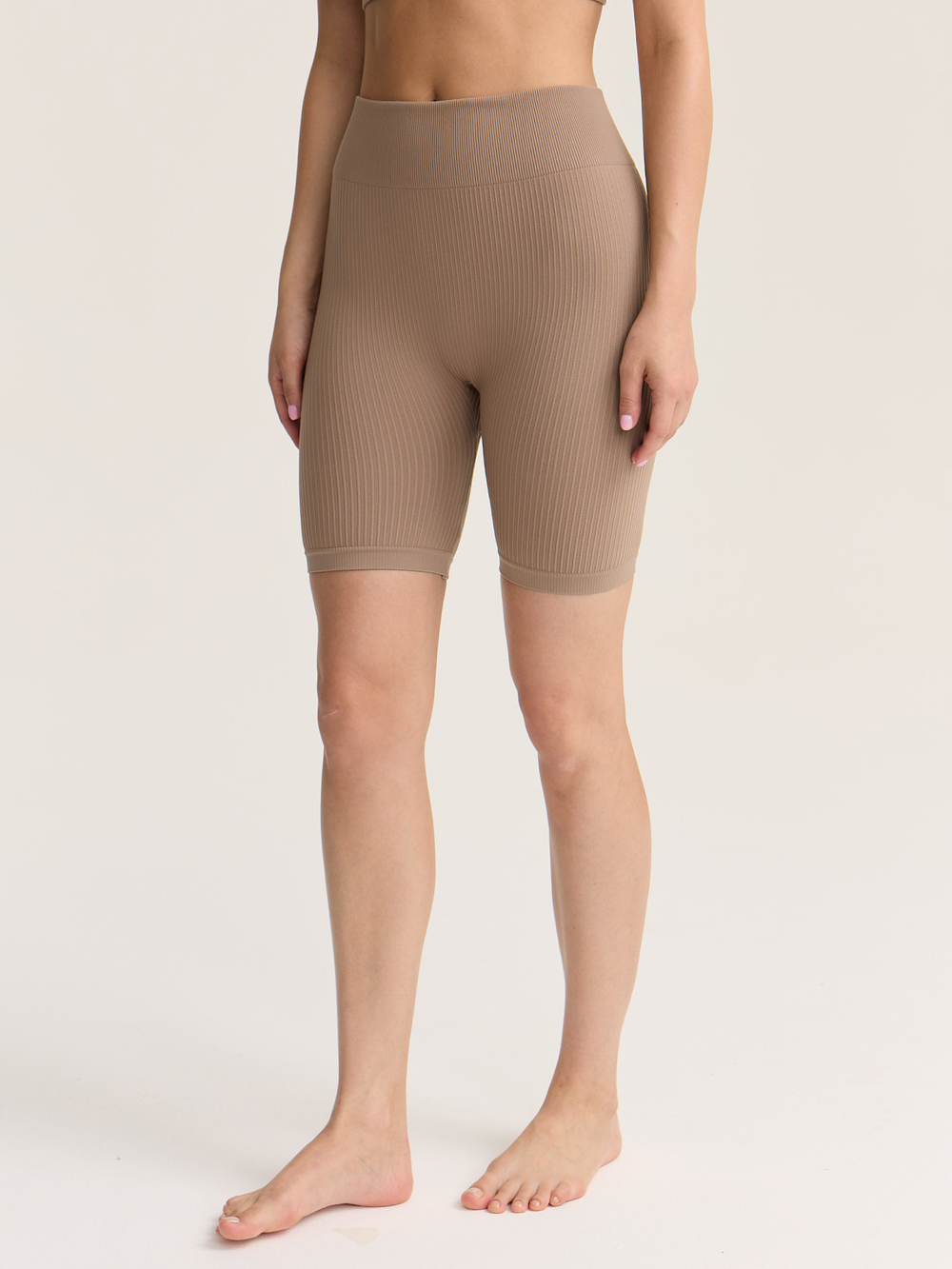 Бесшовные укороченные велосипедки в рубчик