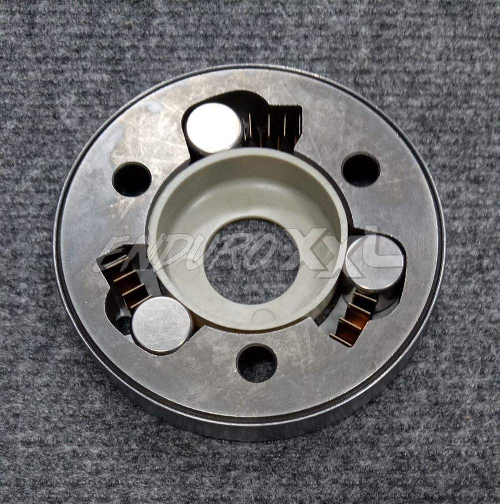 Подшипник обгонной муфты Lanza MT250 (DT230/166)