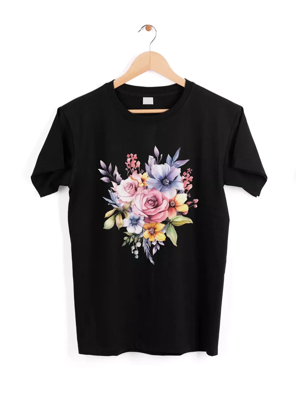 Футболка тренд 2024 с цветочным принтом