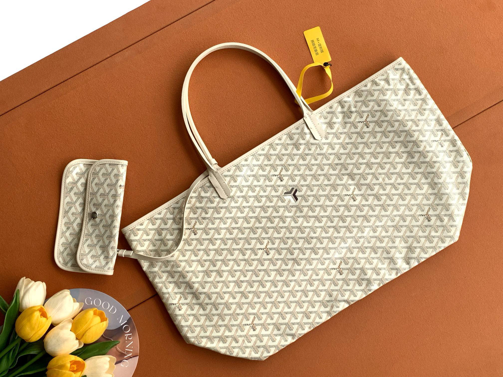 Goyard Saint Louis GM Bag