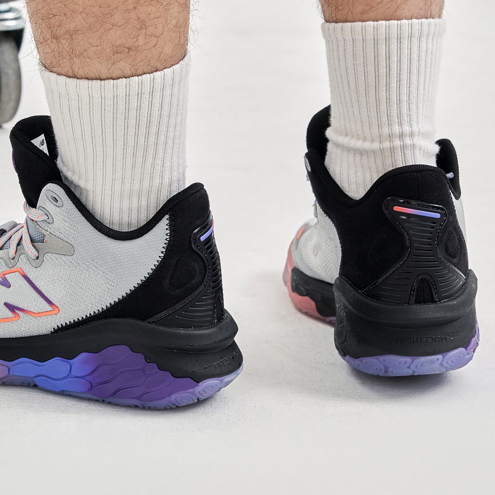 Кроссовки New Balance 2Wy