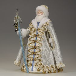 Кукла под ёлку Дед Мороз серебряный с посохом