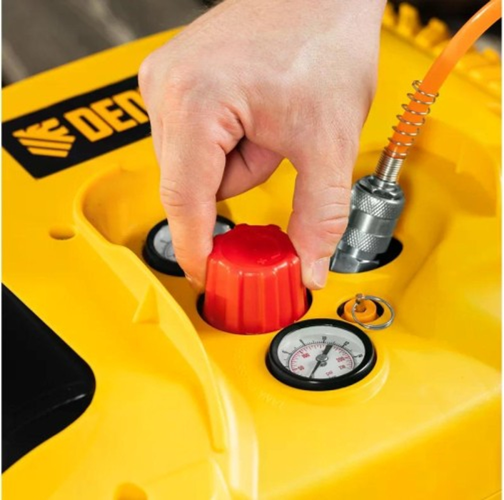 Компрессор поршневой безмасляный DENZEL DL1300 с набором 58011