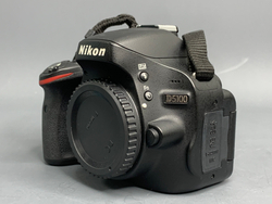 Nikon D5100 9.400 кадров