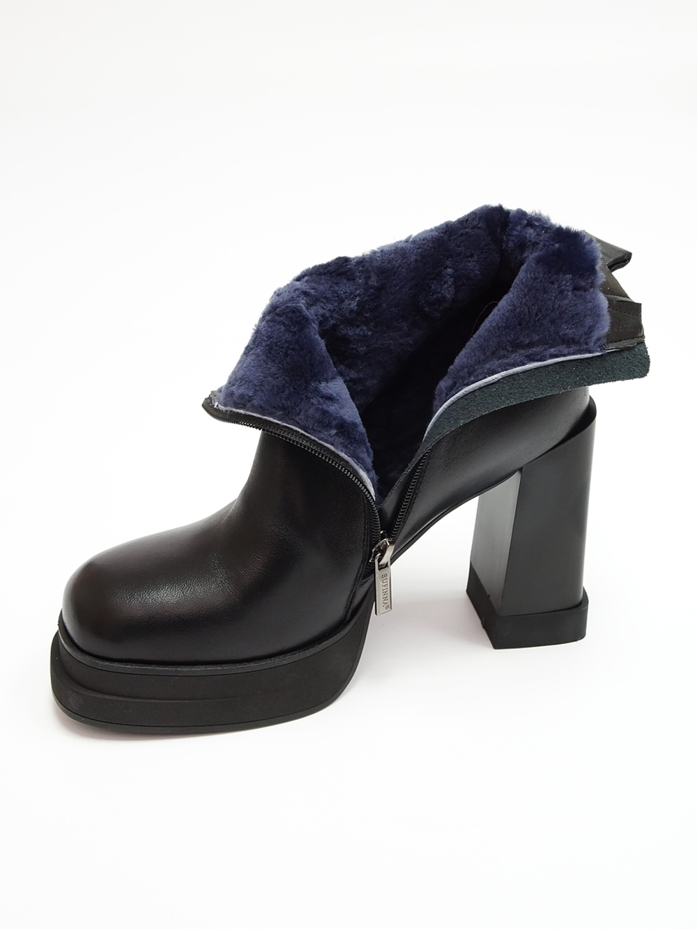 Полусапожки женские зимние