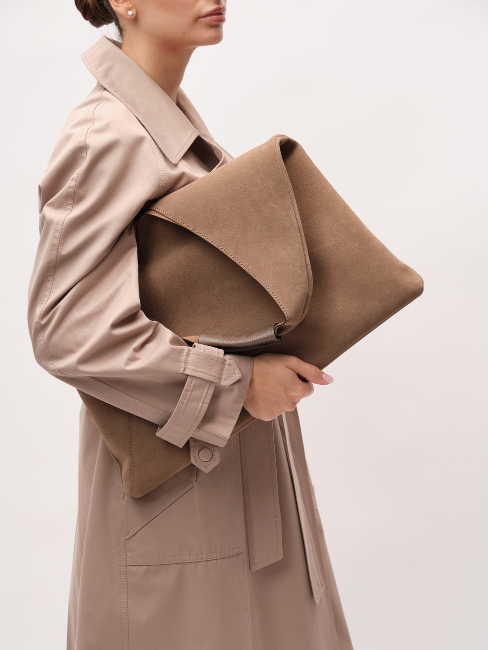 Замшевая сумка DBR 31373 серо-коричневый