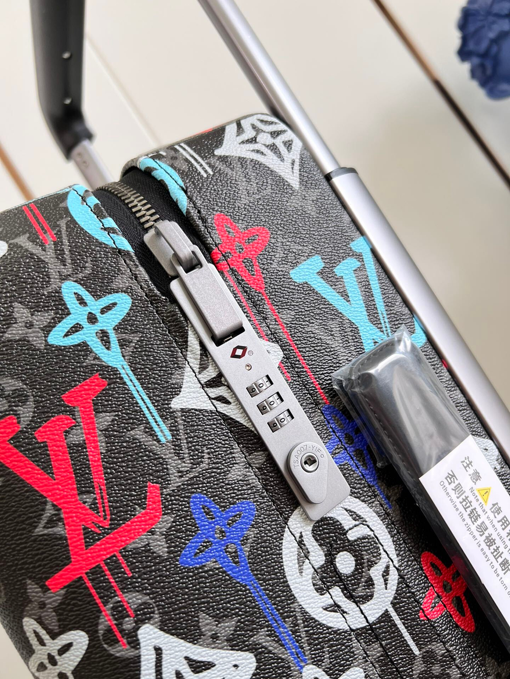 Louis Vuitton Horizon 55
