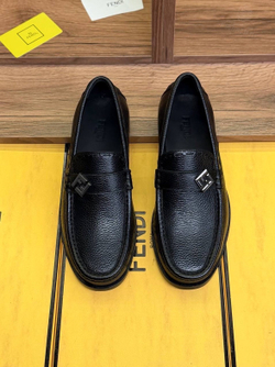 Лоферы Fendi