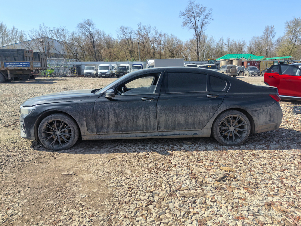 BMW 7-SERIES 750Li xDrive