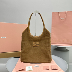 Miu Miu Ivy Bag 40 cm