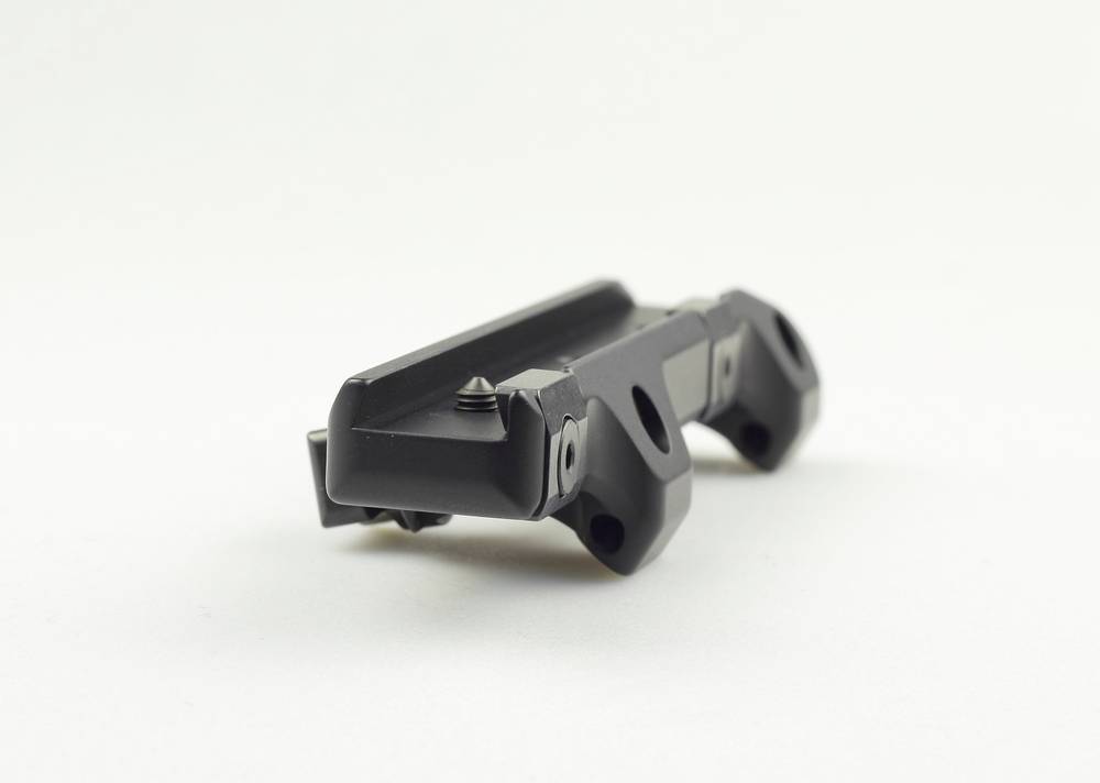 Быстросъемный кронштейн MAK Blaser R8 на LM- призму (50192-40194) с запирающим устройством MAK-Klapphebel