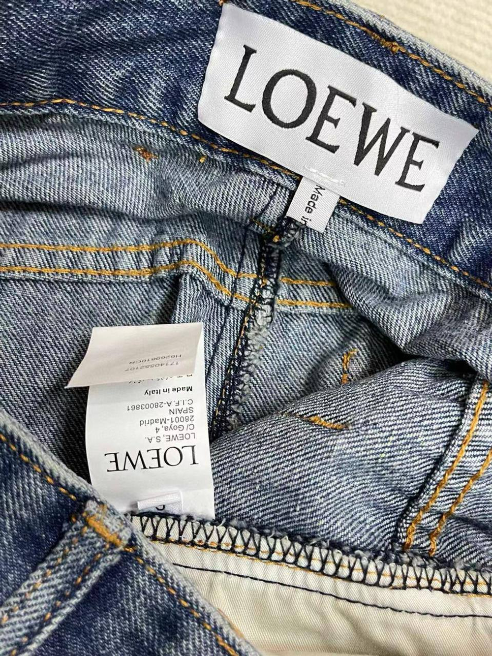 Джинсы Loewe
