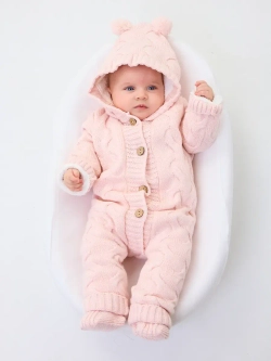 Комплект вязаный новорожденному: комбинезон+шапка+пинетки