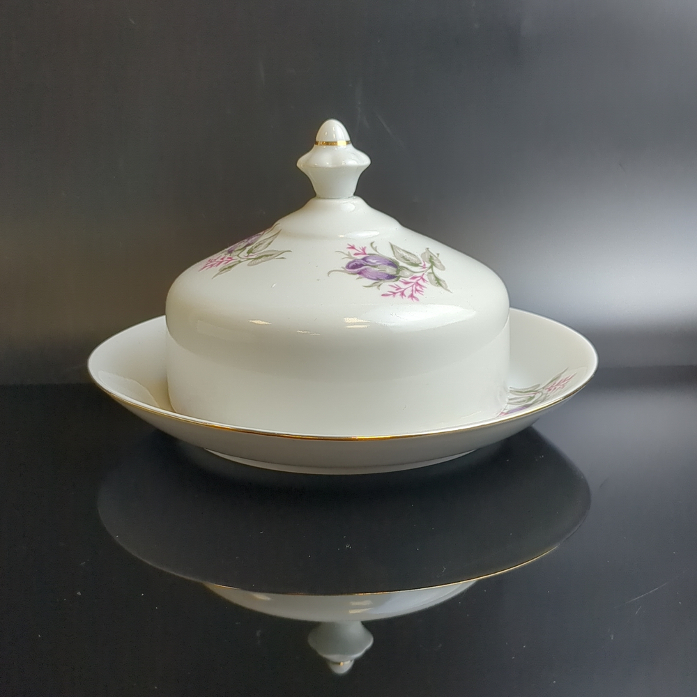 Маслёнка фарфоровая с изящными цветами Wloclawek porcelana, золочение, винтаж Польша, времён СССР 1967-1973 гг
