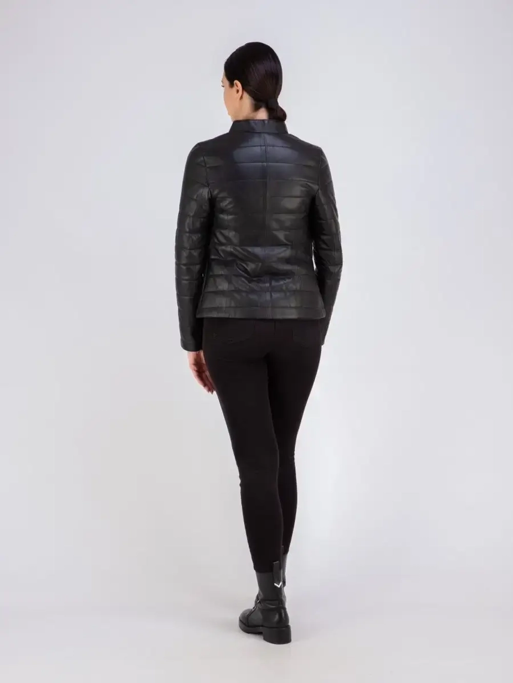 Куртка женская из натуральной кожи короткая Турция