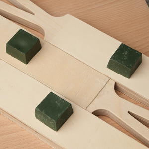 Доска для правки с пастой гои "Бита" // Wild Bull Tools