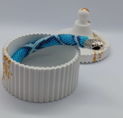 Браслет из бисера Змейка, Ручная работа, подарок маме/сестре/подруге