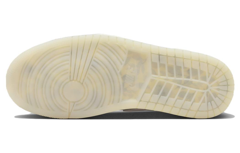 Кроссовки Chris Paul X Jordan Air Jordan 1 Low Og "Light Cream And Sail" Pu Pe