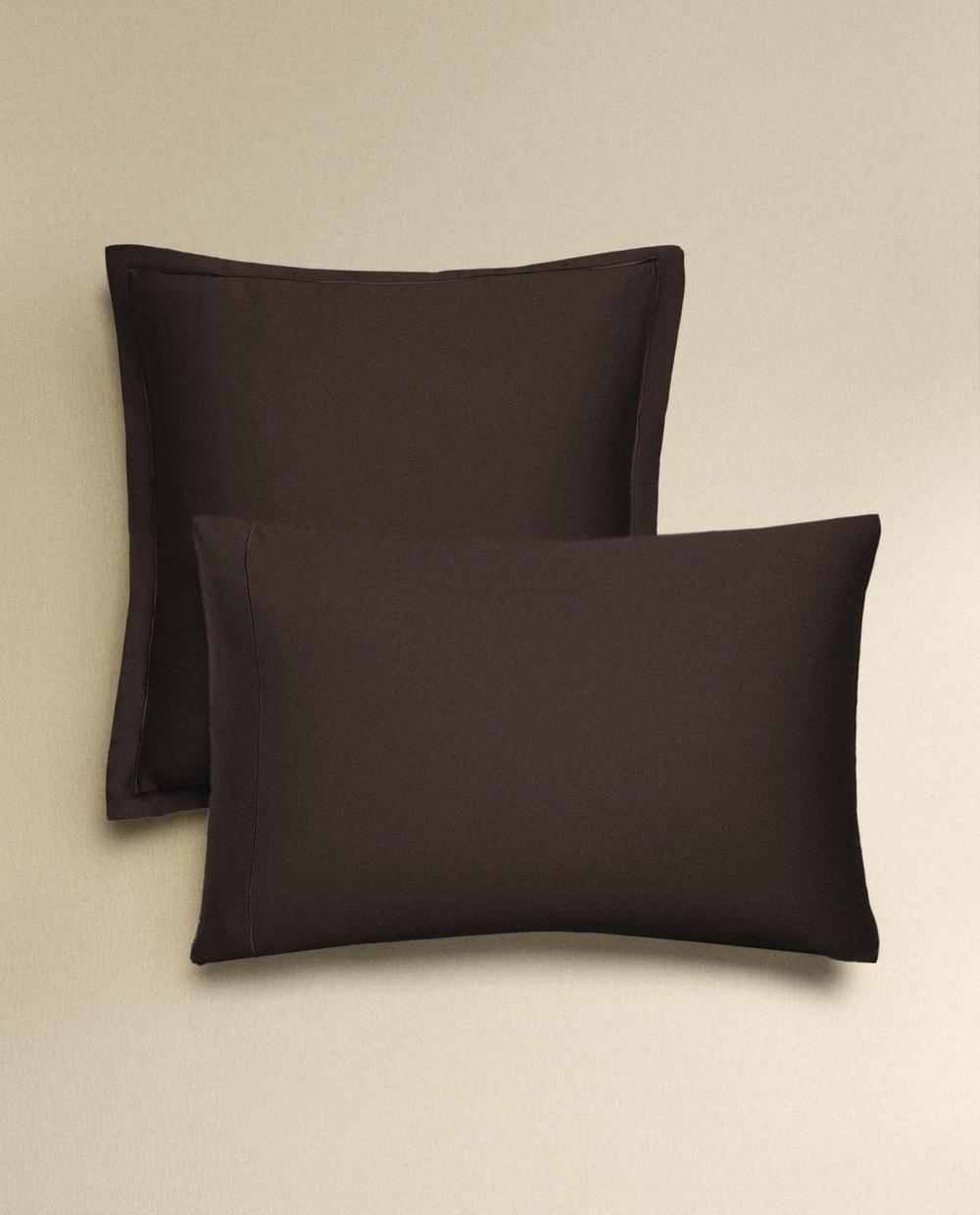 Zara Home - Атласная наволочка с подолом (300 нитей) 80x80 см