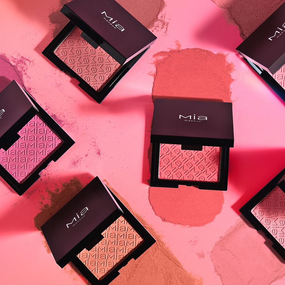 Mia Cosmetics Cheek Freak Matte - Пудровая румяна с матовым финишем оттенок 01 Coral Blend, 10 g