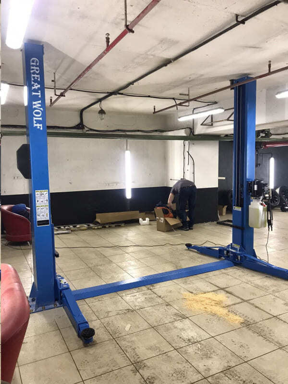 Подъемник двухстоечный GW-D4000 380 Great Wolf, 4000кг