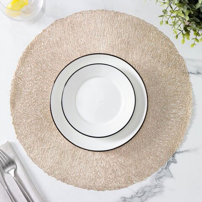 Набор из 4 золотистых сервировочных салфеток на стол «Соломка»