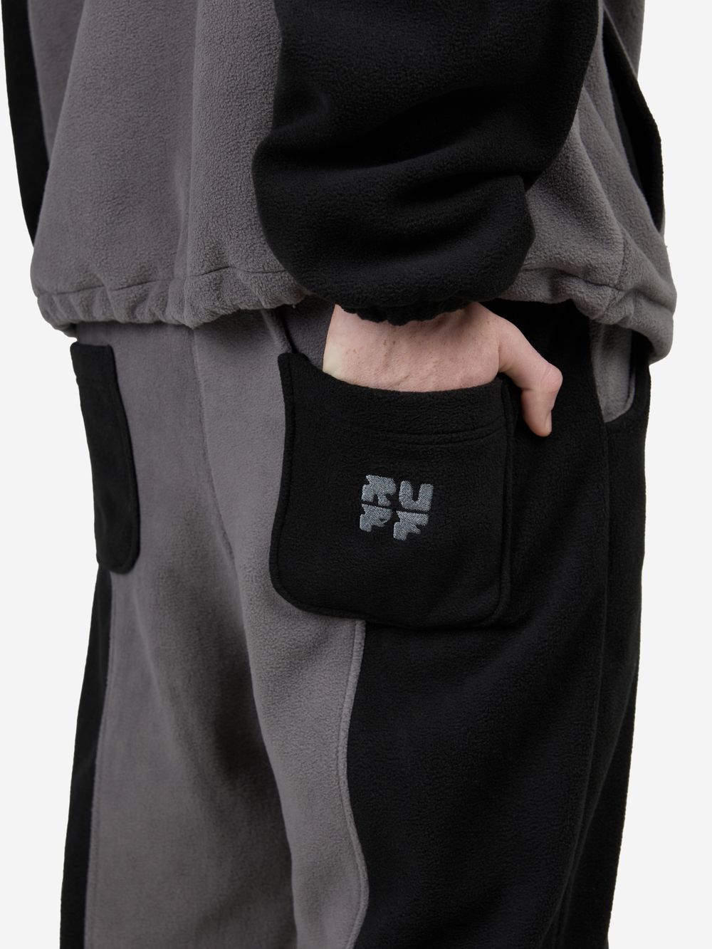 Костюм RUFF Global Fleece Tracksuit черный